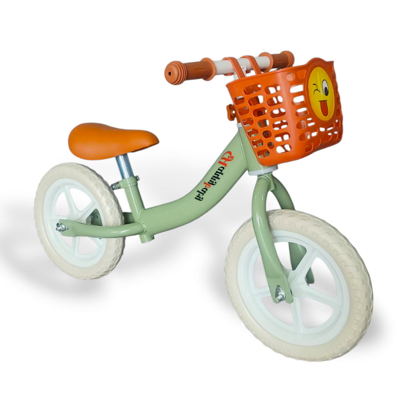 Bicicleta sin pedales con canasto